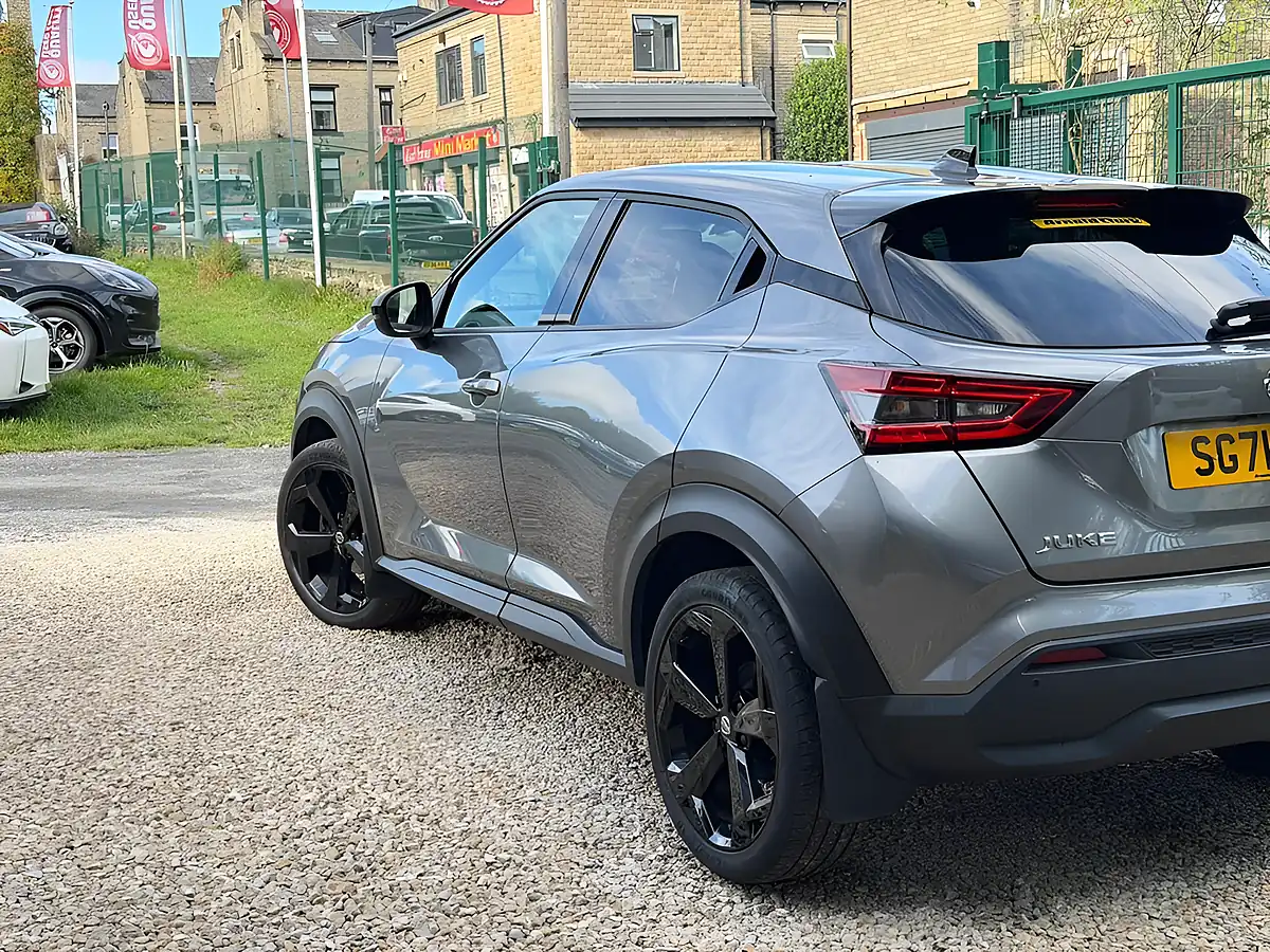 Used 2021 Nissan Juke Tekna Grey - Interior and Exterior details 11