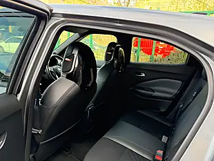 Used 2021 Nissan Juke Tekna Grey - Interior and Exterior details 14
