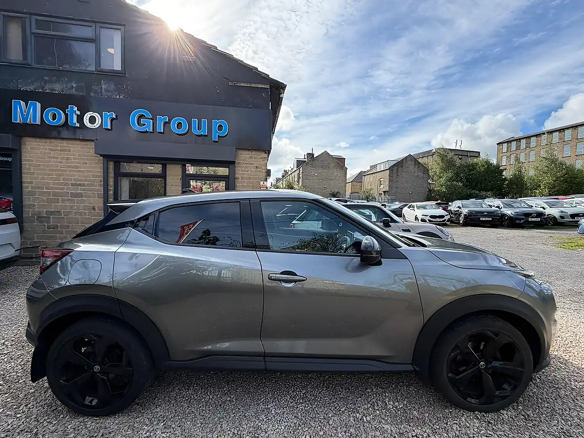 Used 2021 Nissan Juke Tekna Grey - Interior and Exterior details 5