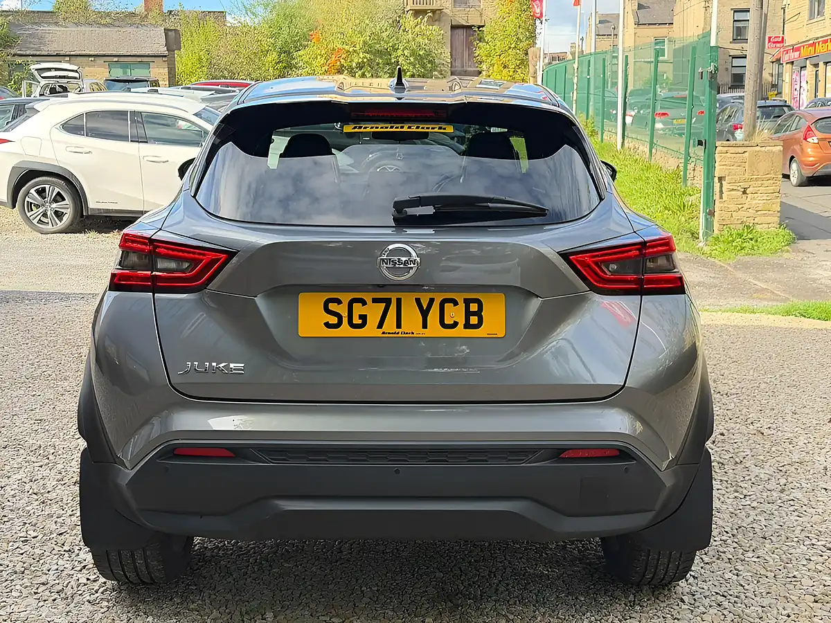 Used 2021 Nissan Juke Tekna Grey - Interior and Exterior details 6