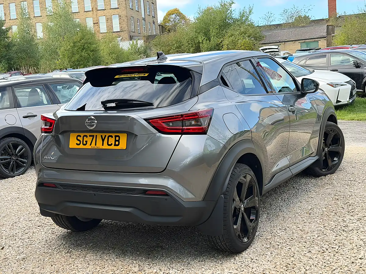 Used 2021 Nissan Juke Tekna Grey - Interior and Exterior details 9