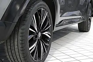 Used 2021 Nissan Juke Tekna+ Grey - Interior and Exterior details 15