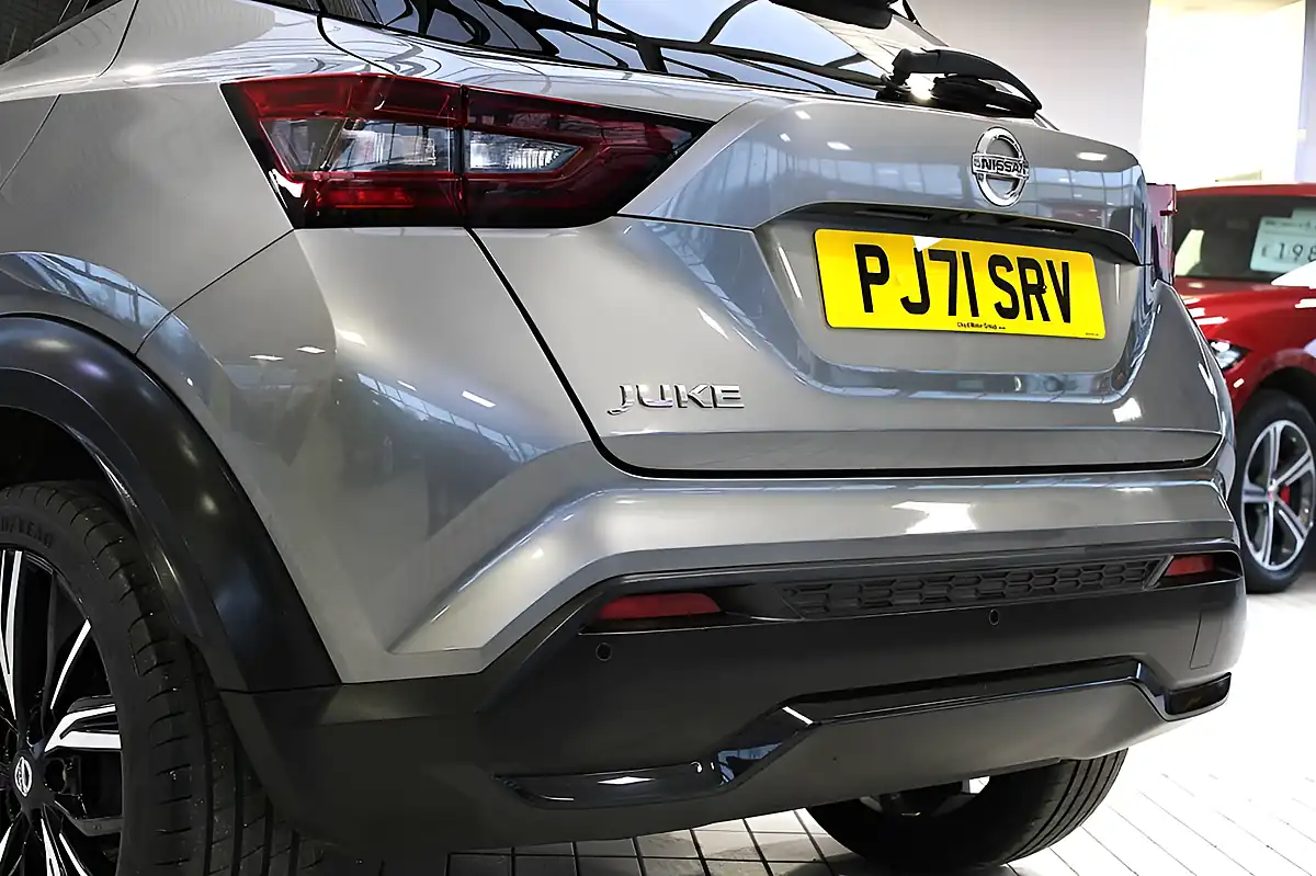 Used 2021 Nissan Juke Tekna+ Grey - Interior and Exterior details 17