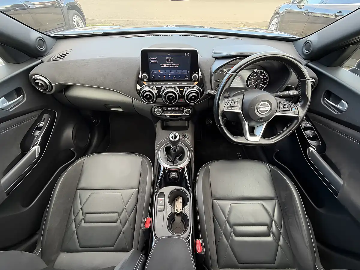 Used 2021 Nissan Juke Tekna+ Grey Metallic - Interior and Exterior details 2