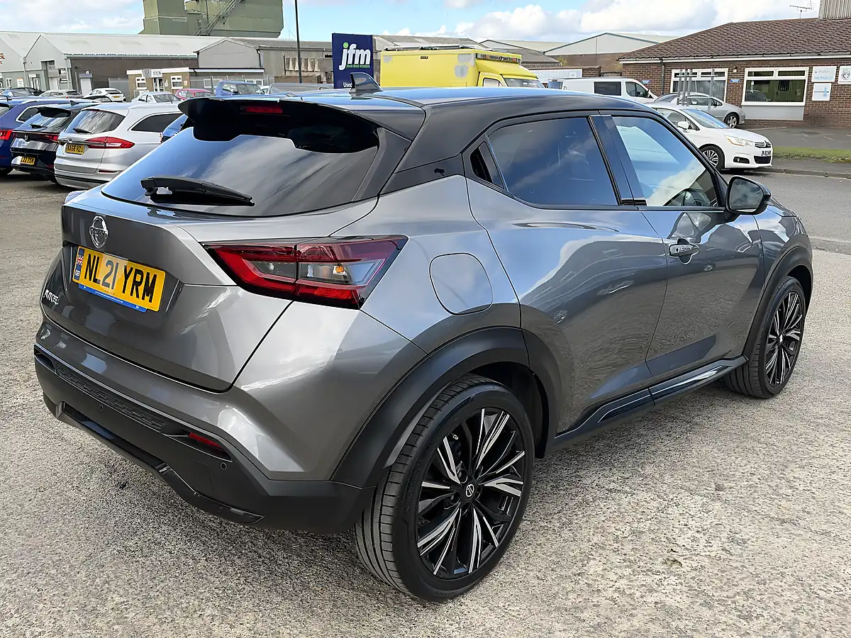 Used 2021 Nissan Juke Tekna+ Grey Metallic - Interior and Exterior details 6