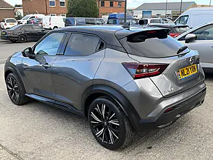 Used 2021 Nissan Juke Tekna+ Grey Metallic - Interior and Exterior details 8