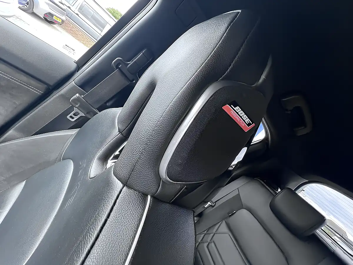 Used 2021 Nissan Juke Tekna+ Pearl Black Met - Interior and Exterior details 15