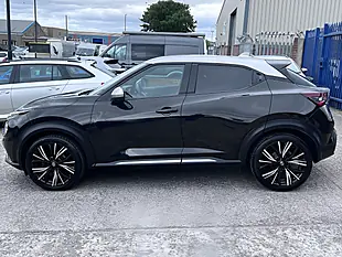 Used 2021 Nissan Juke Tekna+ Pearl Black Met - Interior and Exterior details 9