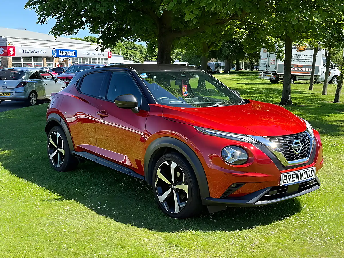 Used 2021 Nissan Juke Tekna Red - Front View