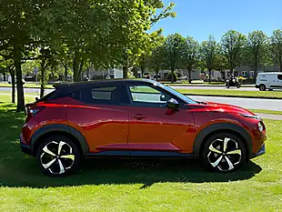 Used 2021 Nissan Juke Tekna Red - Interior and Exterior details 6