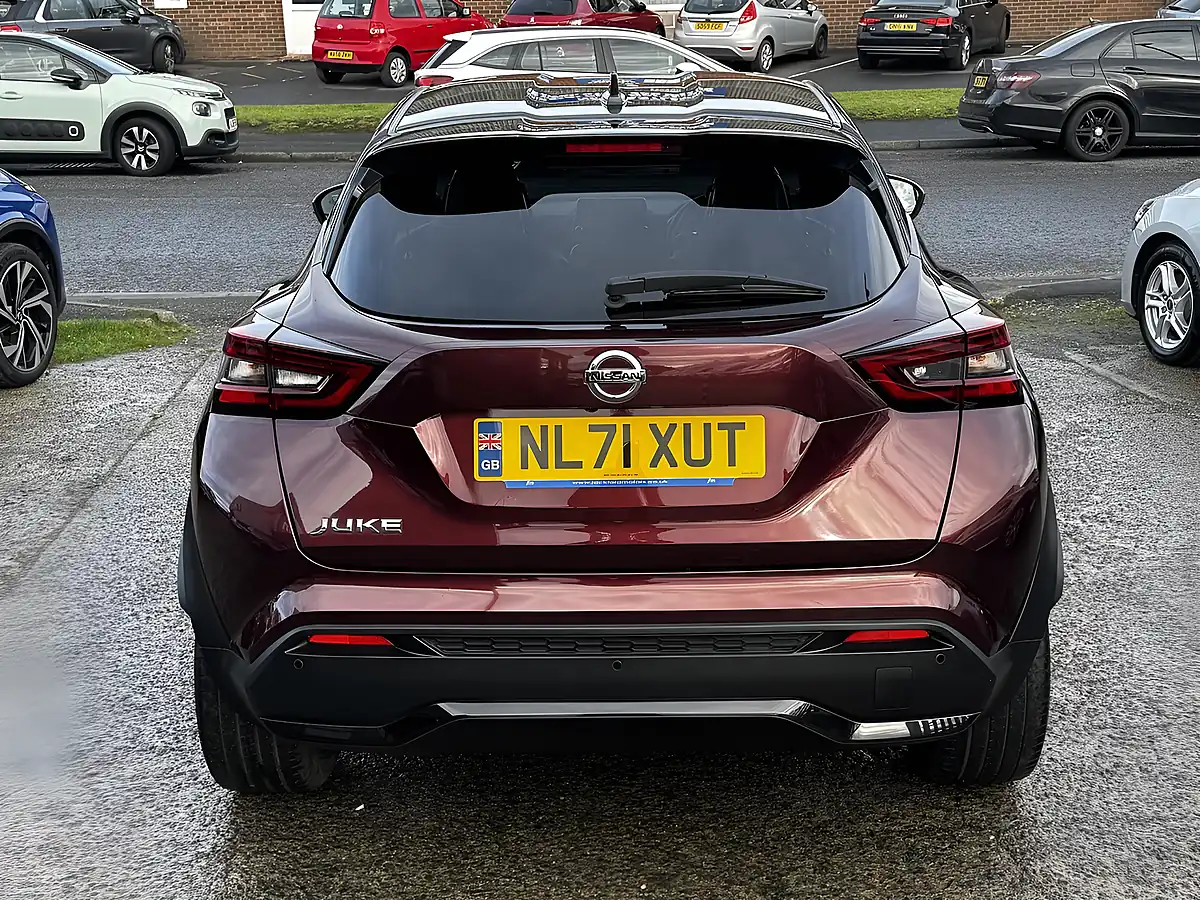 Used 2021 Nissan Juke Tekna+ Red Metallic - Interior and Exterior details 14