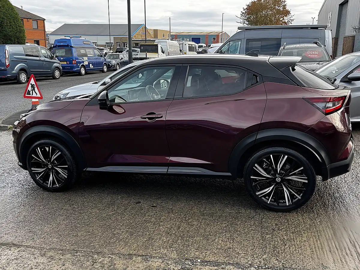Used 2021 Nissan Juke Tekna+ Red Metallic - Interior and Exterior details 16
