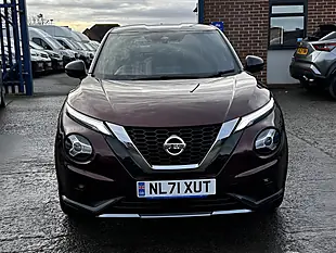 Used 2021 Nissan Juke Tekna+ Red Metallic - Interior and Exterior details 17