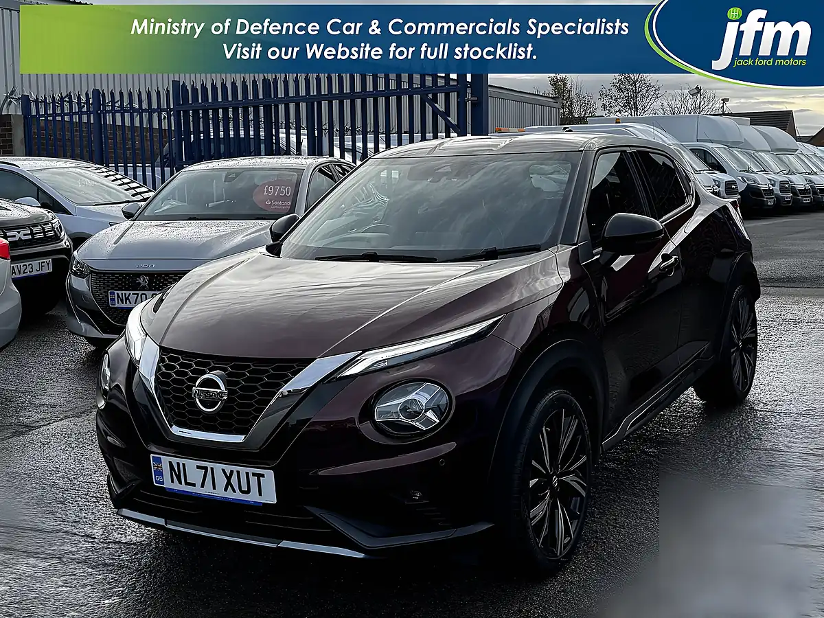 Used 2021 Nissan Juke Tekna+ Red Metallic - Interior and Exterior details 20