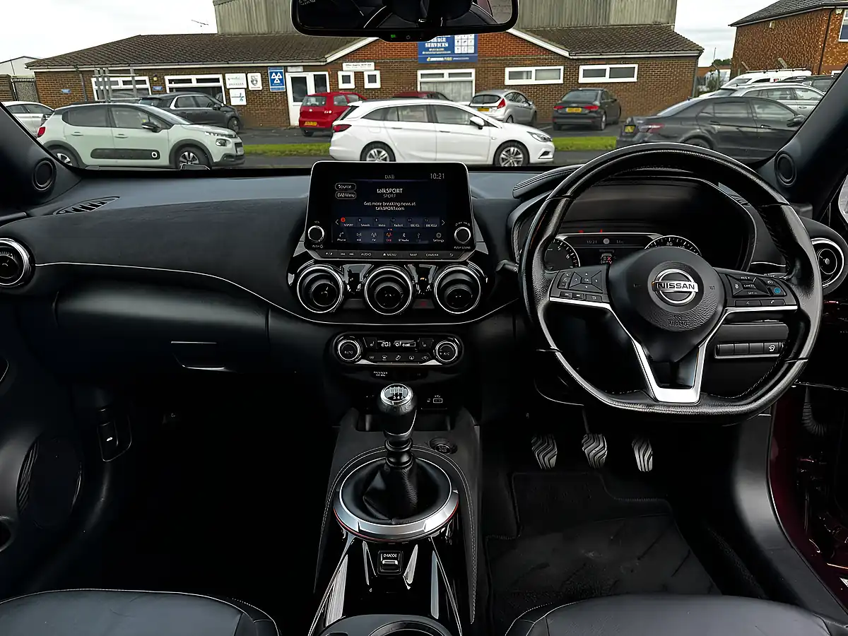 Used 2021 Nissan Juke Tekna+ Red Metallic - Interior and Exterior details 7