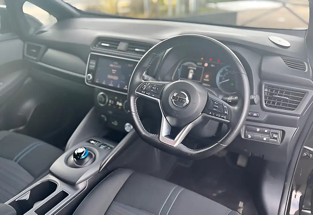 Used 2021 Nissan Leaf Acenta Black - Interior and Exterior details 17