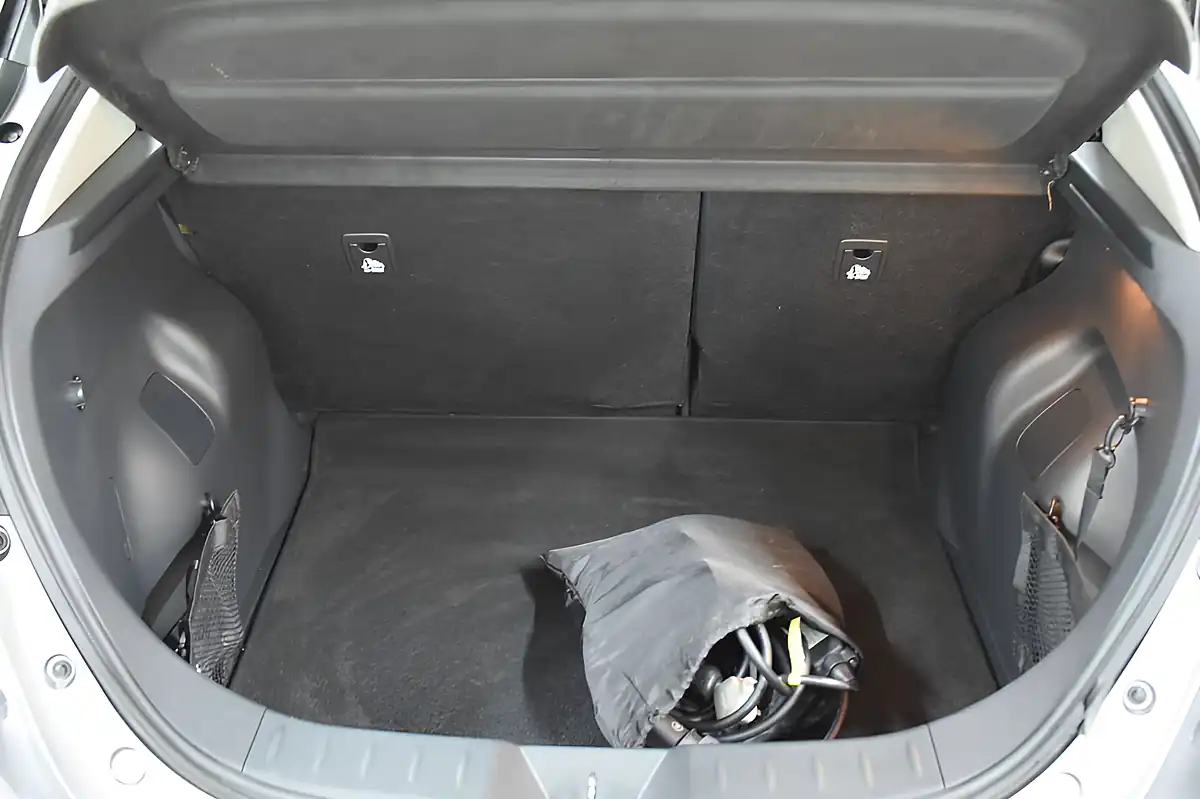 Used 2021 Nissan Leaf Acenta Grey - Interior and Exterior details 15