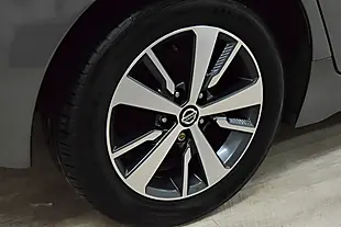 Used 2021 Nissan Leaf Acenta Grey - Interior and Exterior details 8