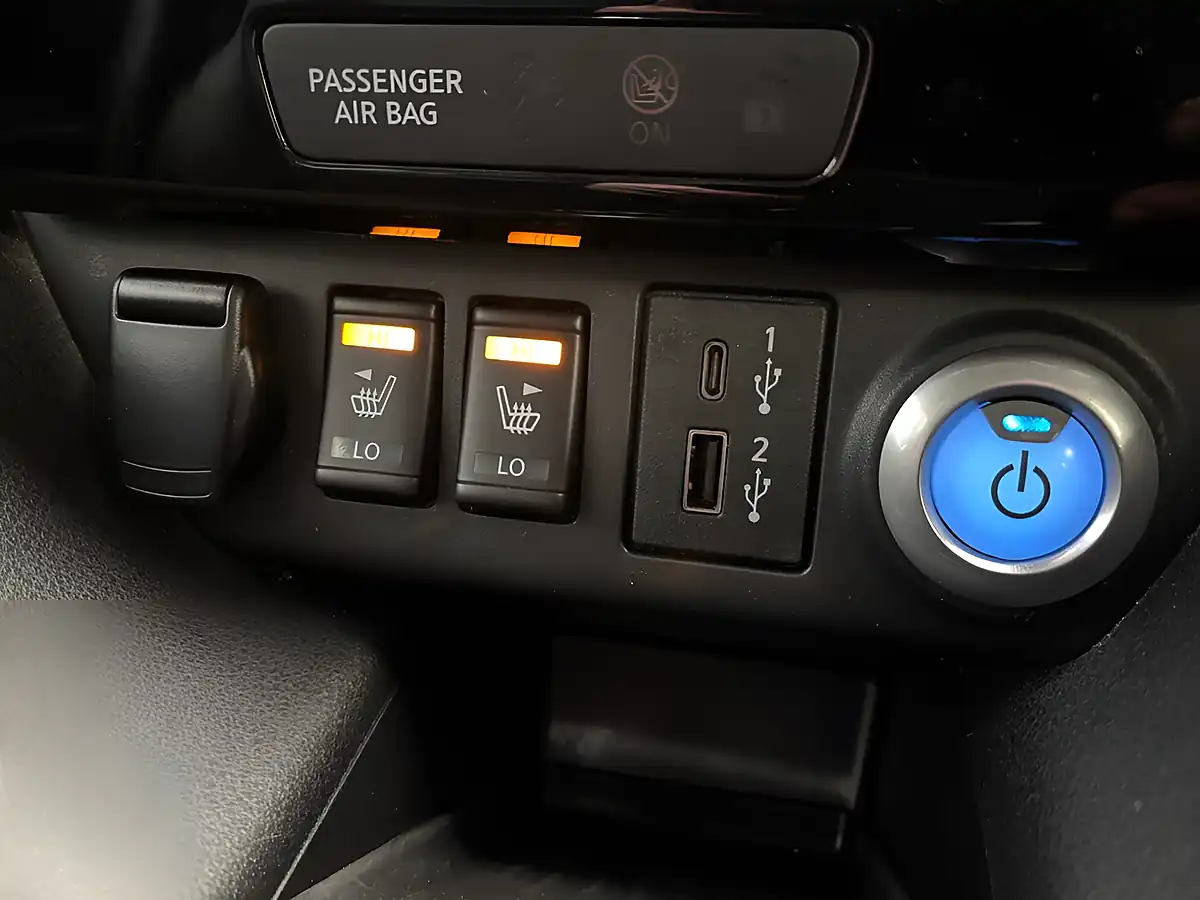 Used 2021 Nissan Leaf N-Connecta Blue - Interior and Exterior details 15