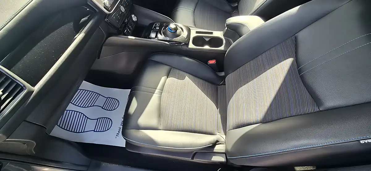 Used 2021 Nissan Leaf N-Connecta Grey - Interior and Exterior details 18