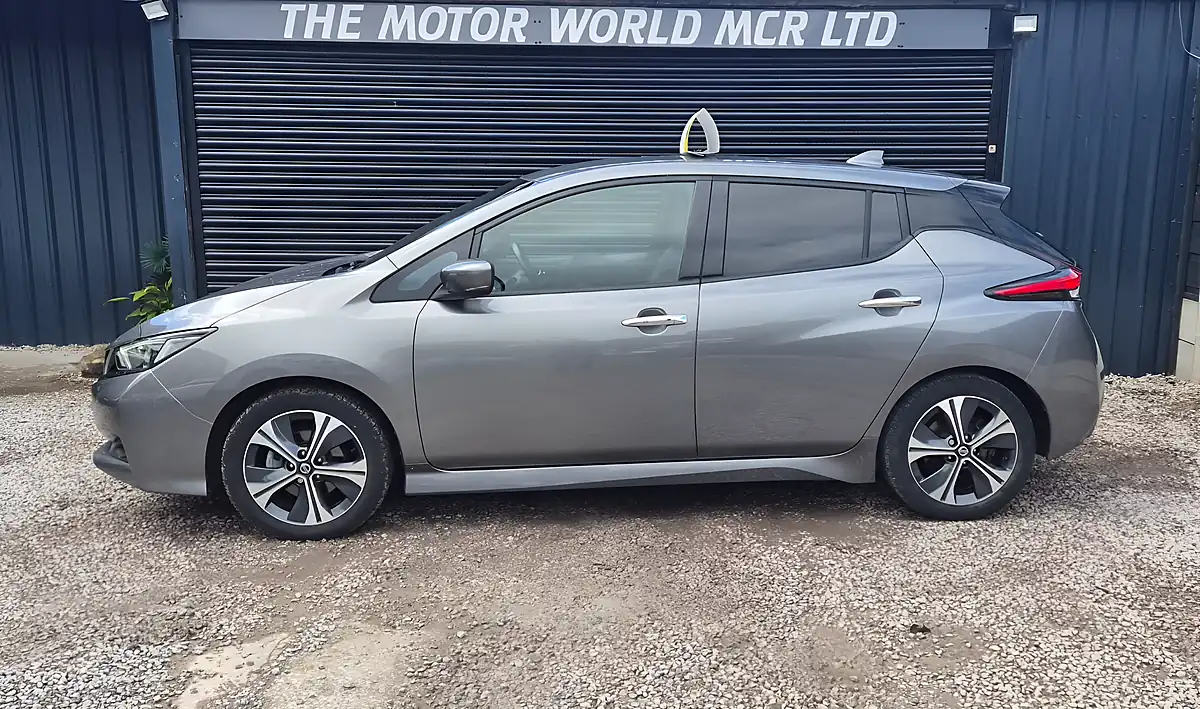 Used 2021 Nissan Leaf N-Connecta Grey - Interior and Exterior details 8