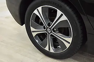 Used 2021 Nissan Leaf Tekna Black - Interior and Exterior details 9