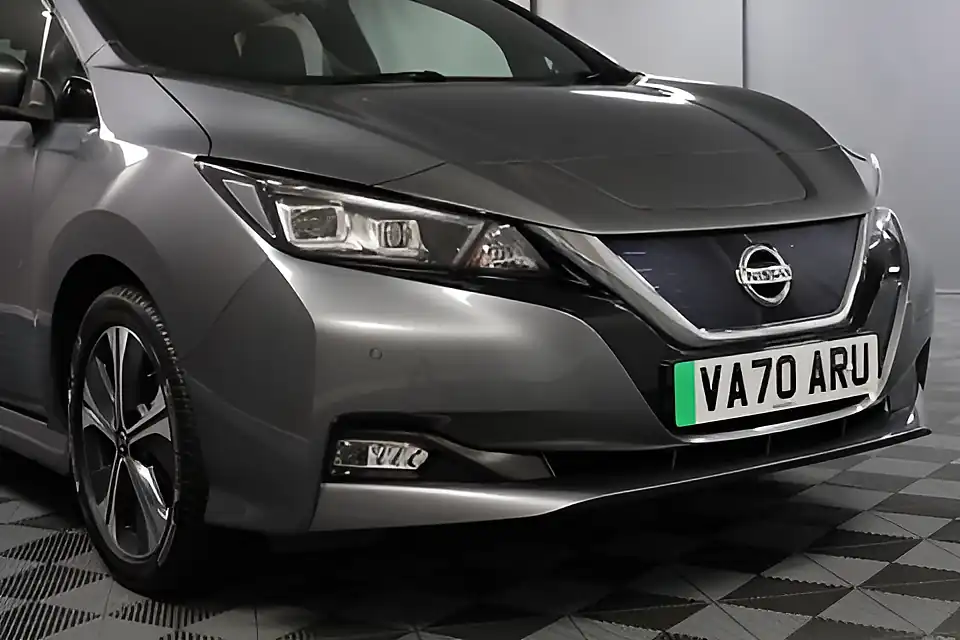 Used 2021 Nissan Leaf Tekna Grey - Interior and Exterior details 13