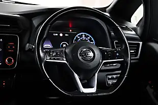 Used 2021 Nissan Leaf Tekna Grey - Interior and Exterior details 20