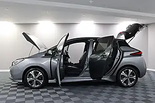 Used 2021 Nissan Leaf Tekna Grey - Interior and Exterior details 4