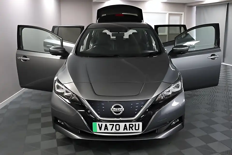 Used 2021 Nissan Leaf Tekna Grey - Interior and Exterior details 5
