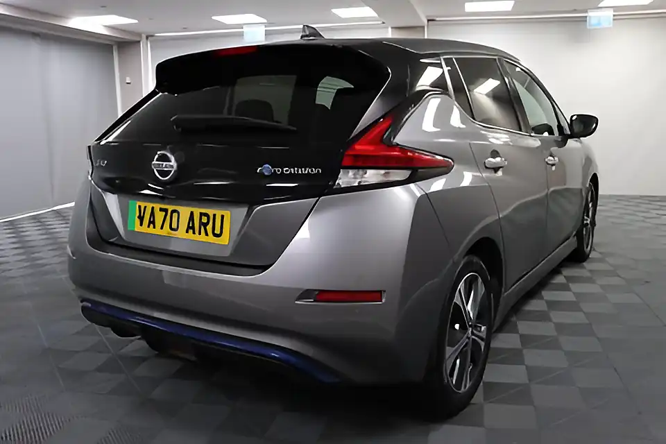 Used 2021 Nissan Leaf Tekna Grey - Interior and Exterior details 8