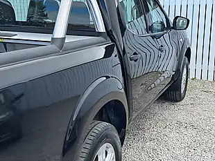Used 2021 Nissan Navara Acenta Black - Interior and Exterior details 8