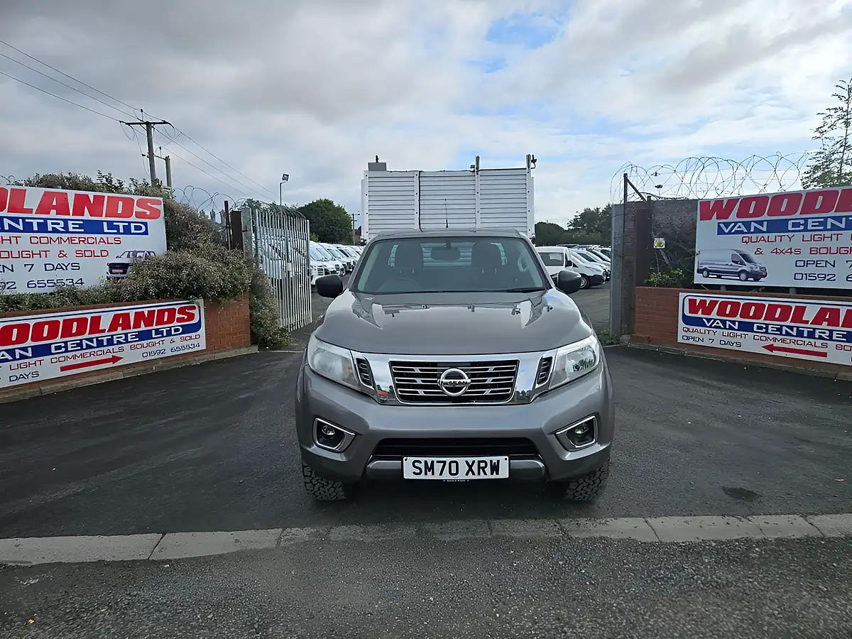 Used 2021 Nissan Navara Acenta Grey - Interior and Exterior details 3