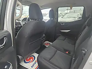Used 2021 Nissan Navara N-Connecta Silver - Interior and Exterior details 11