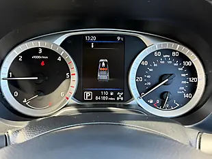 Used 2021 Nissan Navara N-Guard Grey - Interior and Exterior details 14