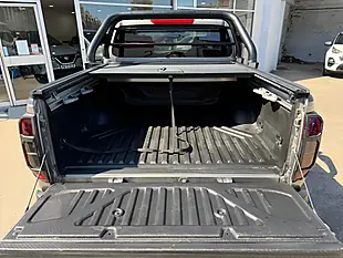 Used 2021 Nissan Navara N-Guard Grey - Interior and Exterior details 17