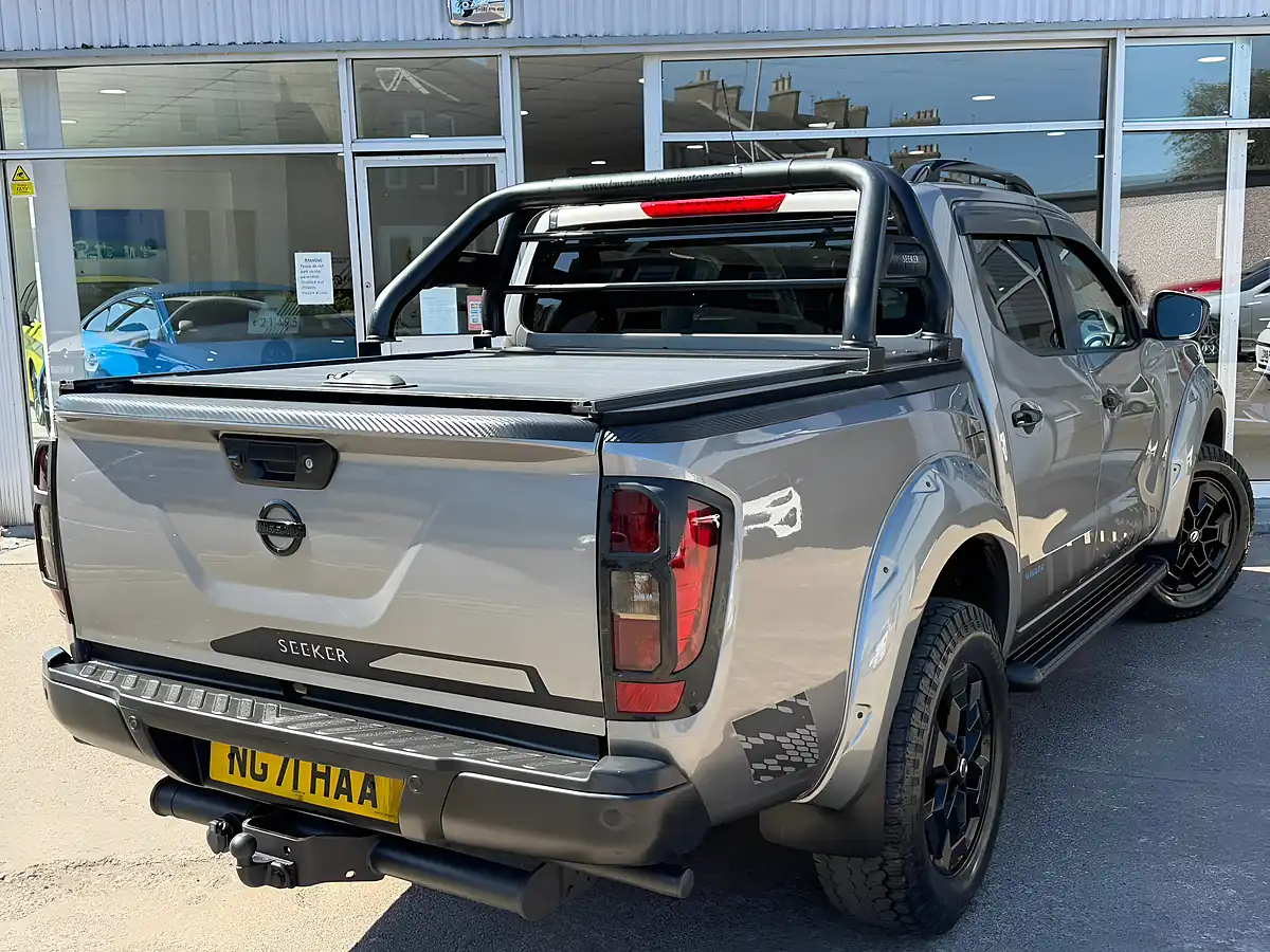 Used 2021 Nissan Navara N-Guard Grey - Interior and Exterior details 6