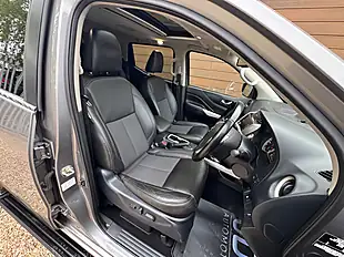 Used 2021 Nissan Navara N-Guard Grey - Interior and Exterior details 14