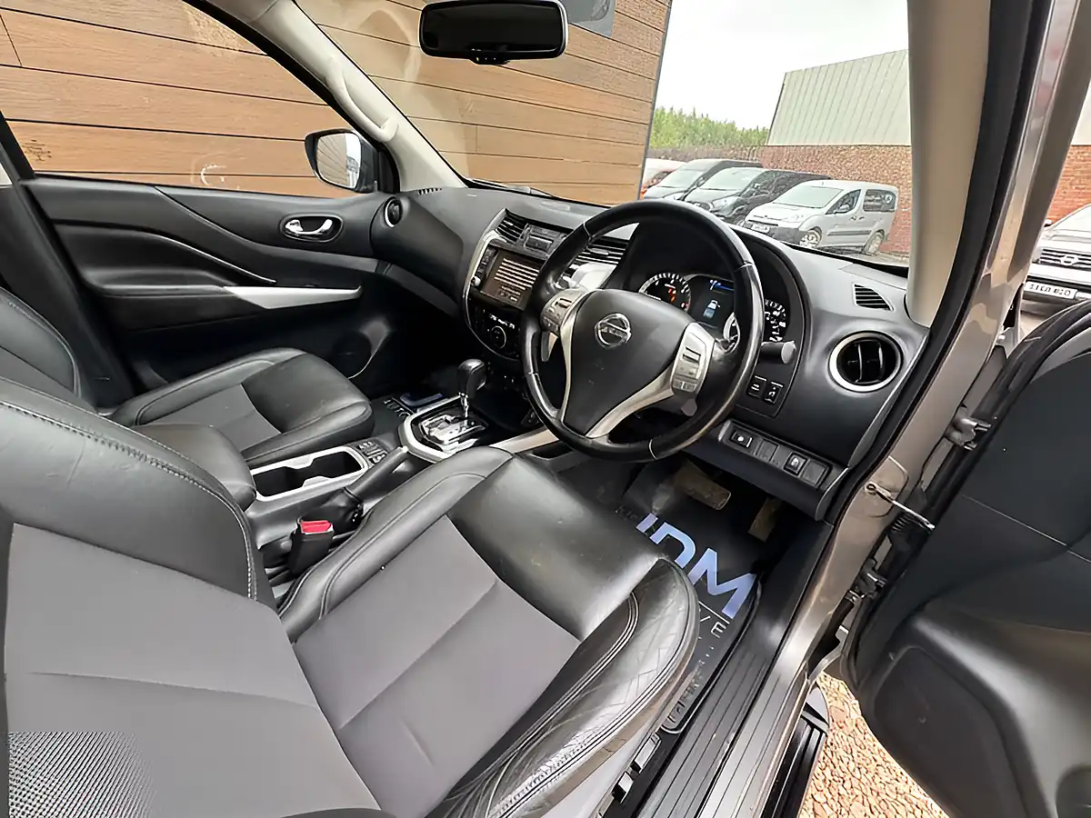 Used 2021 Nissan Navara N-Guard Grey - Interior and Exterior details 15