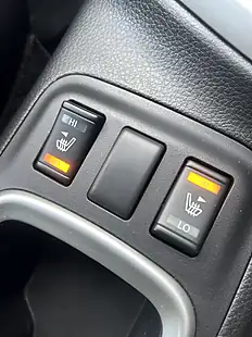 Used 2021 Nissan Navara N-Guard Metallic Grey - Interior and Exterior details 16