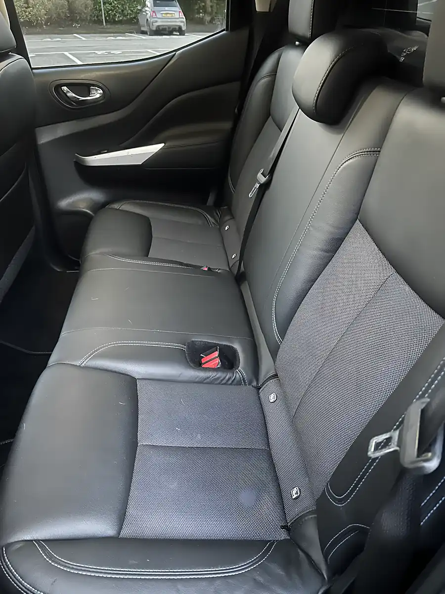 Used 2021 Nissan Navara N-Guard Metallic Grey - Interior and Exterior details 18