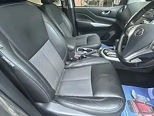 Used 2021 Nissan Navara N-Guard Metallic Twilight Grey - Interior and Exterior details 12