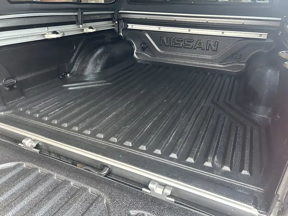 Used 2021 Nissan Navara N-Guard Metallic Twilight Grey - Interior and Exterior details 16