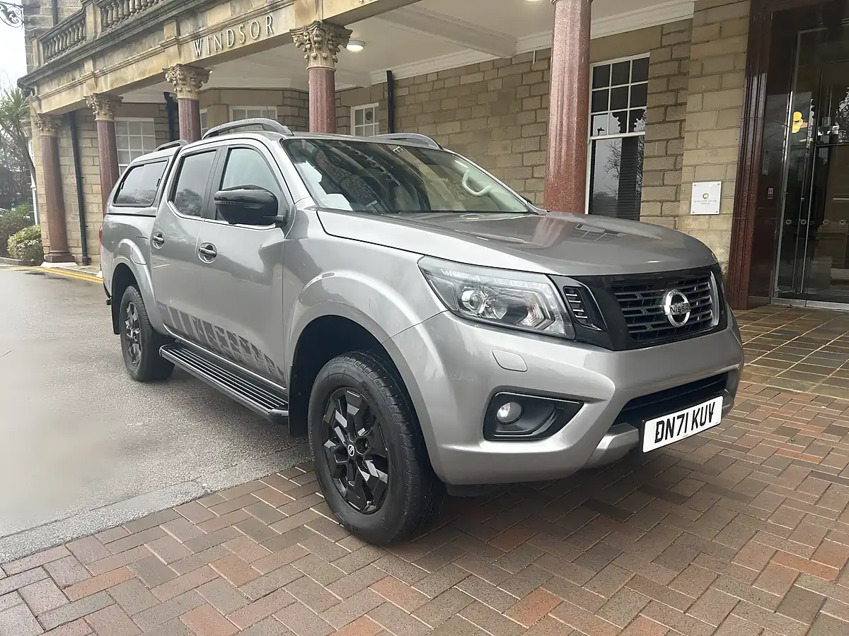 Used 2021 Nissan Navara N-Guard Metallic Twilight Grey - Interior and Exterior details 17