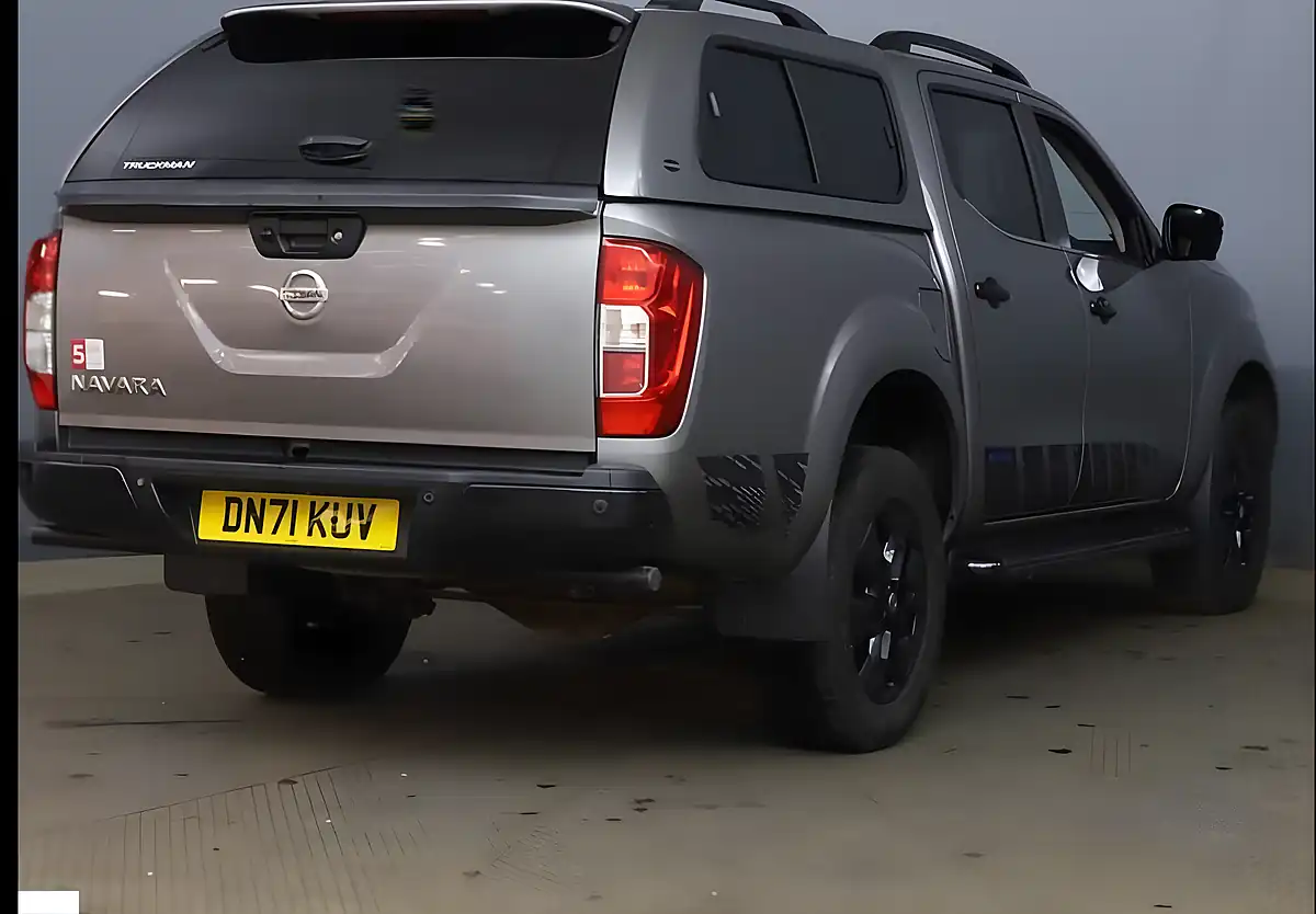 Used 2021 Nissan Navara N-Guard Metallic Twilight Grey - Interior and Exterior details 5
