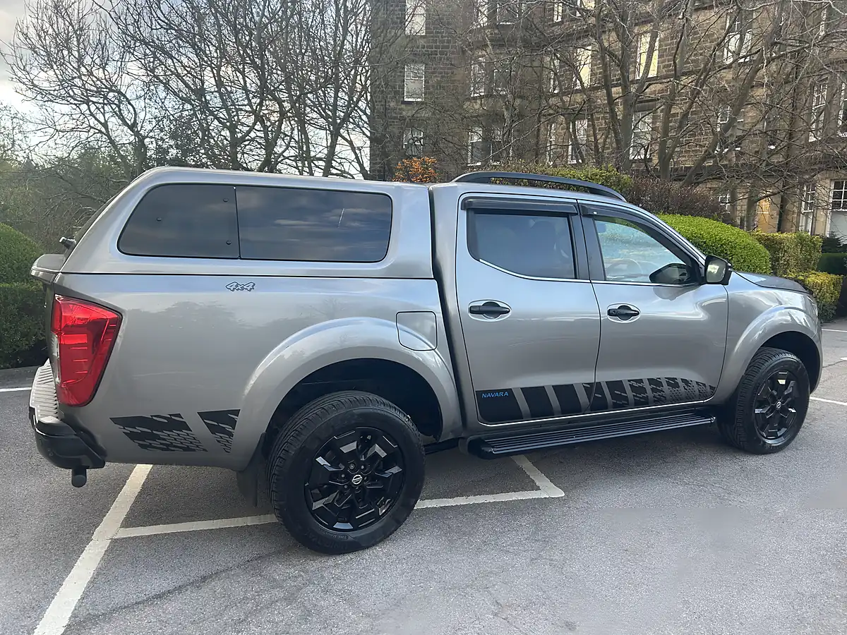 Used 2021 Nissan Navara N-Guard Twilight Grey - Interior and Exterior details 17