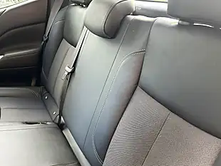 Used 2021 Nissan Navara N-Guard Twilight Grey - Interior and Exterior details 17