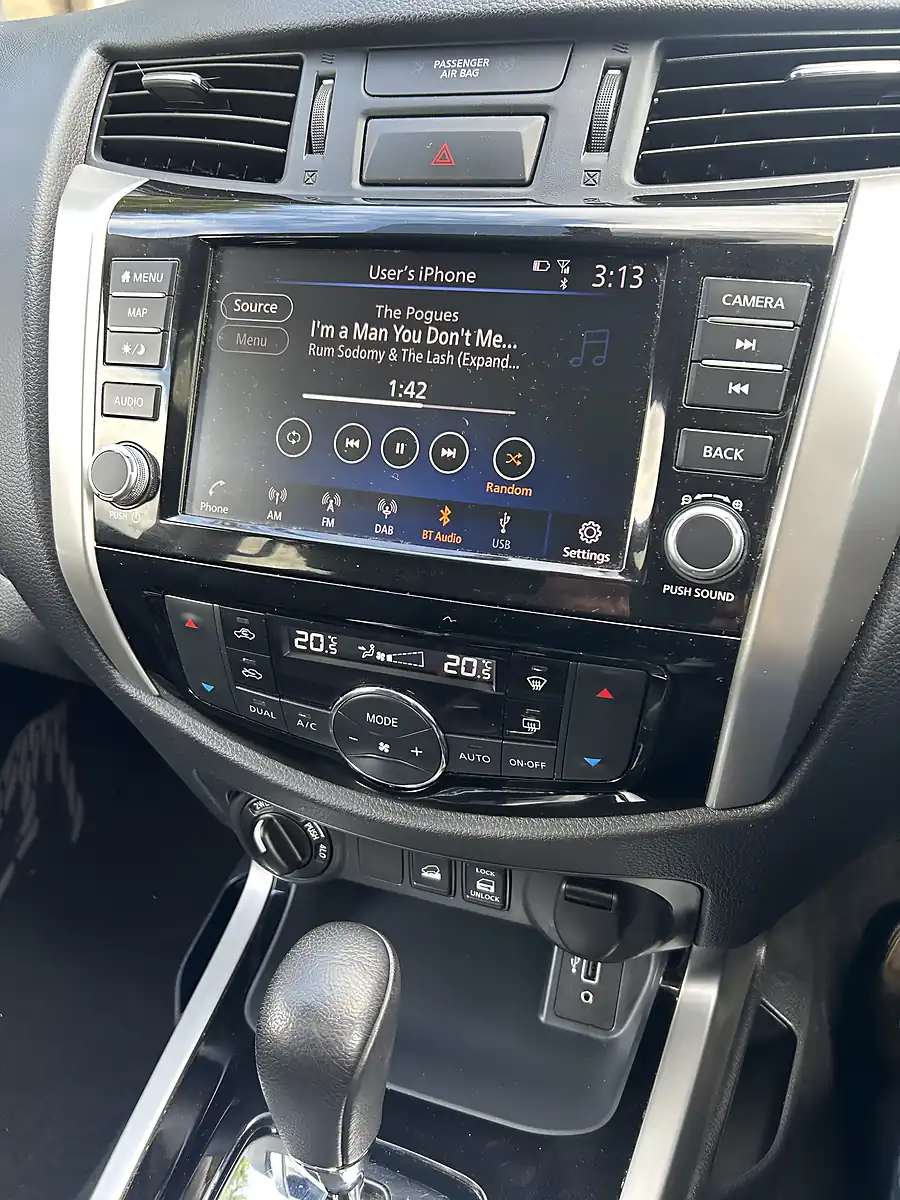 Used 2021 Nissan Navara N-Guard Twilight Grey - Interior and Exterior details 18