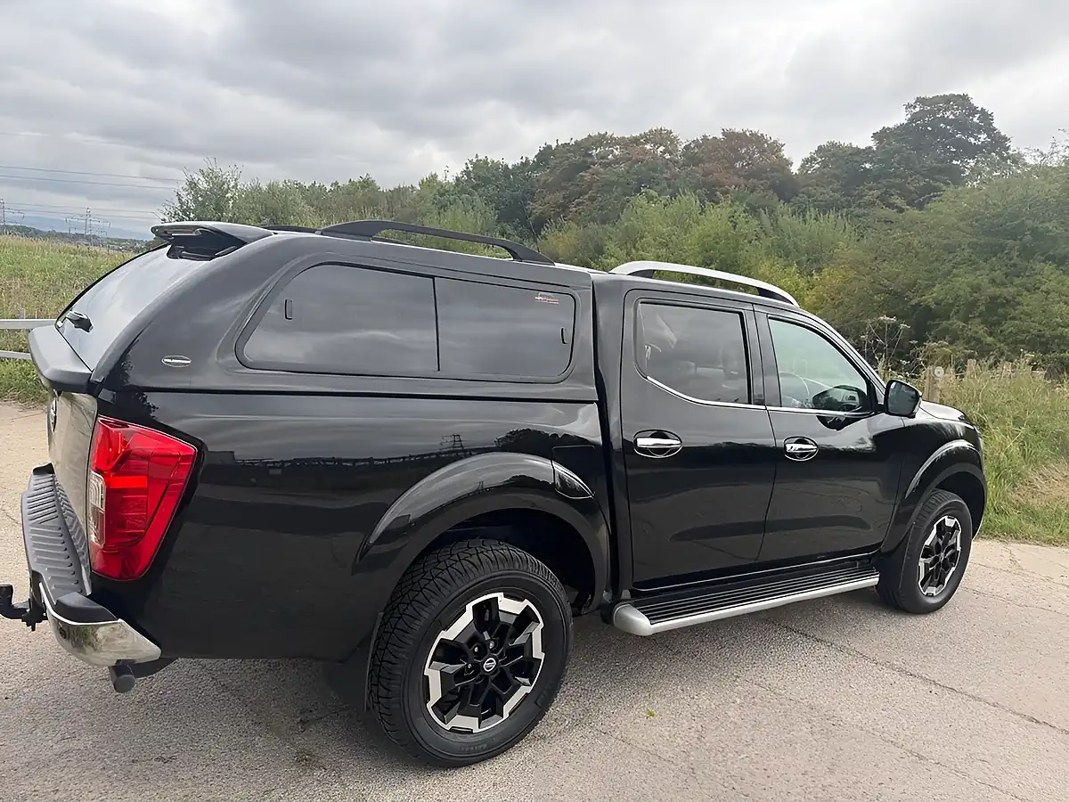 Used 2021 Nissan Navara Tekna Black - Interior and Exterior details 3