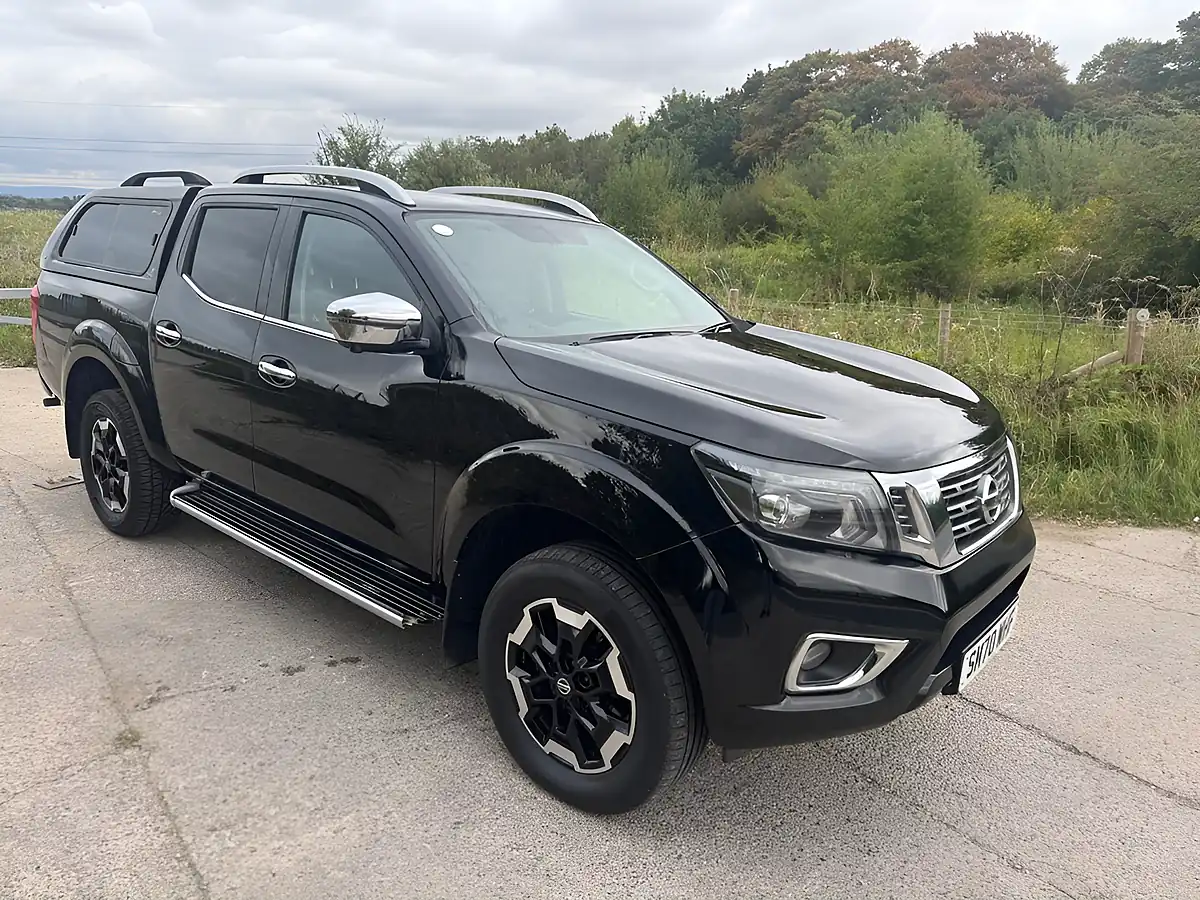 Used 2021 Nissan Navara Tekna Black - Interior and Exterior details 5